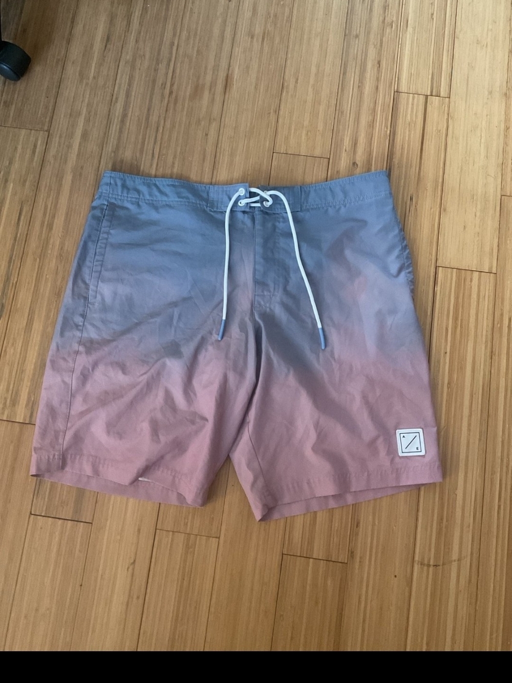AMERICAN EAGLE Men's Pink/Purple Ombre 10 Festival Board Shorts SZ Large